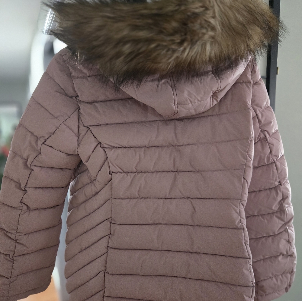 Women's Pink Puffer Jacket with Faux Fur Hood - Picture 10 of 10